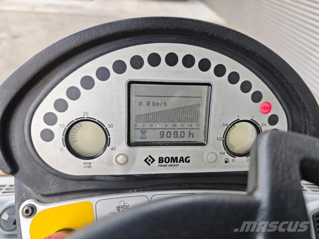 Bomag BW 177 D-5 Pneimatiskie veltņi