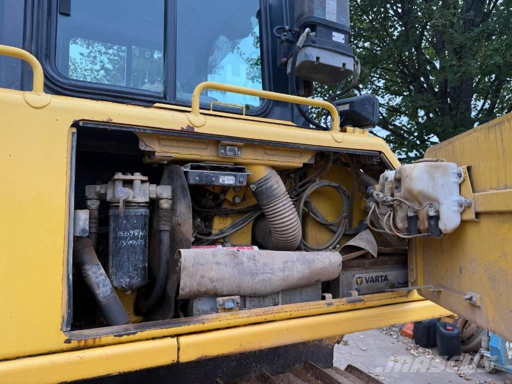 Komatsu D 65 PX-17 Kāpurķēžu buldozeri