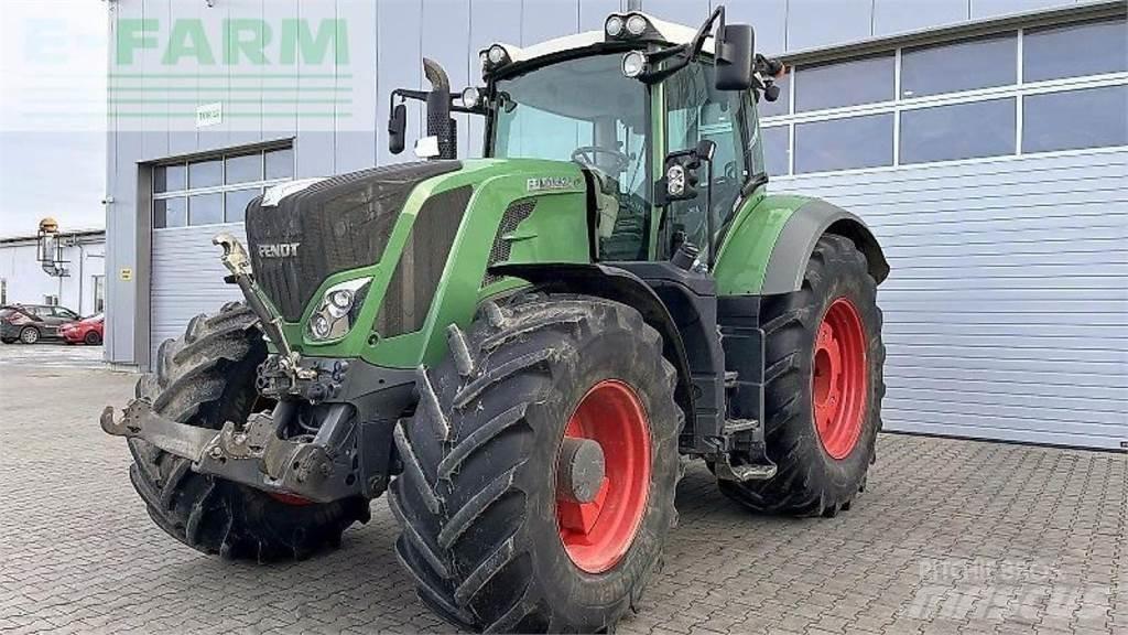 Fendt 826 s4 profi+ Traktori