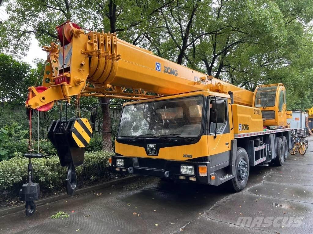 XCMG QY25KC Visurgājēji celtņi