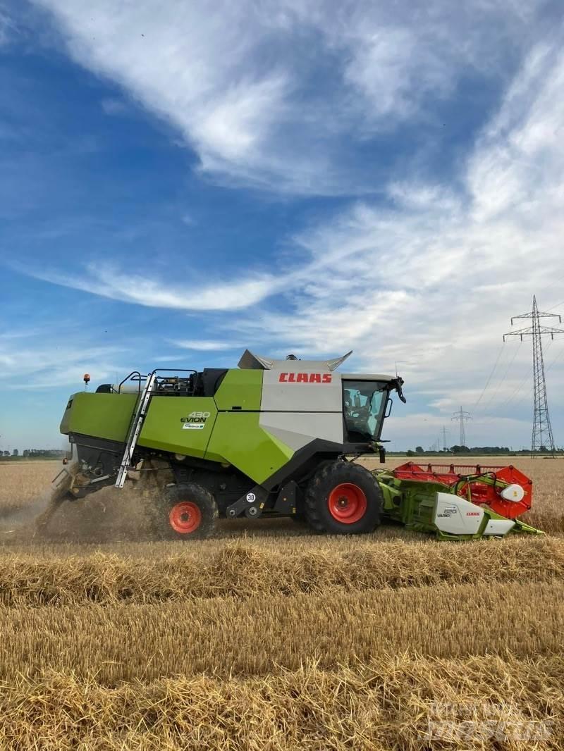 CLAAS Evion 430 Ražas novākšanas kombaini