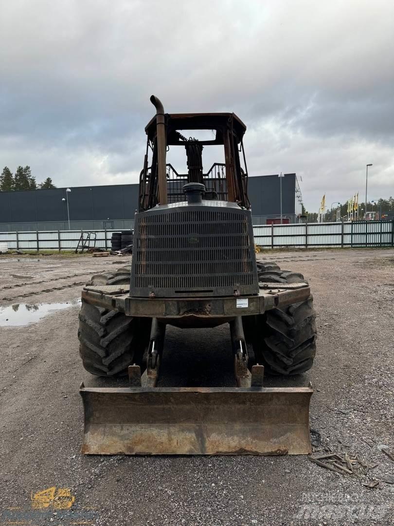 John Deere 1110D Forvarderi