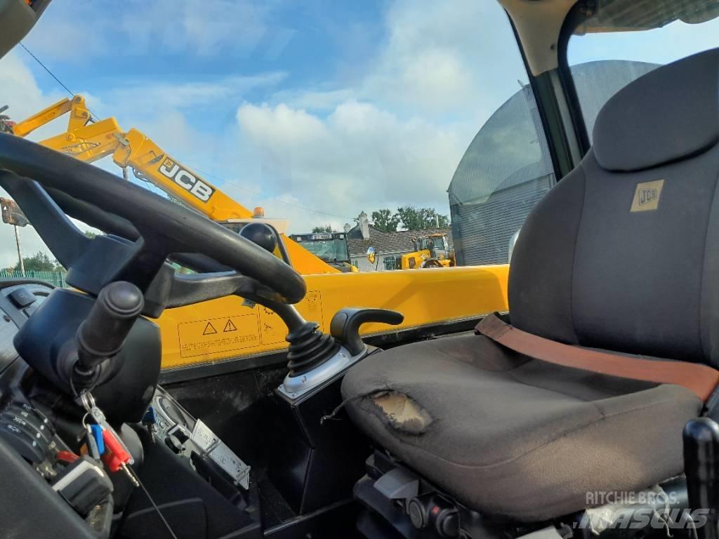 JCB 560-80 Teleskopiskie manipulatori