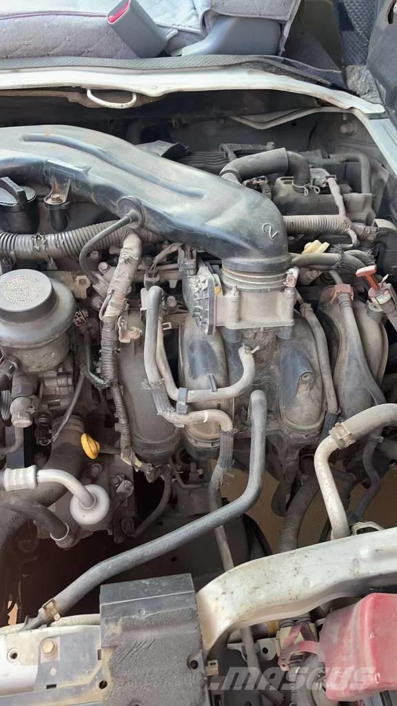 Toyota Hiace Starppilsētu autobusi