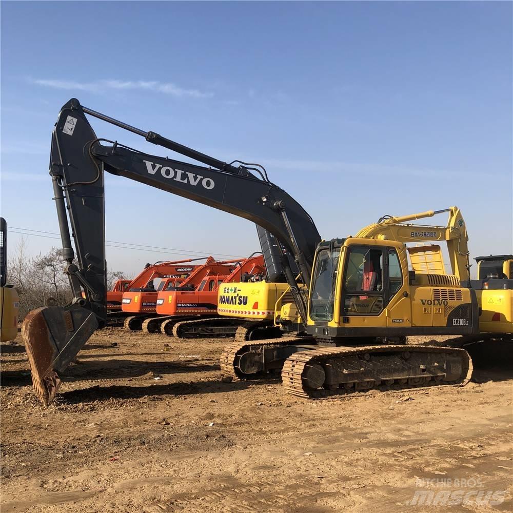 Volvo EC210B Kāpurķēžu ekskavatori