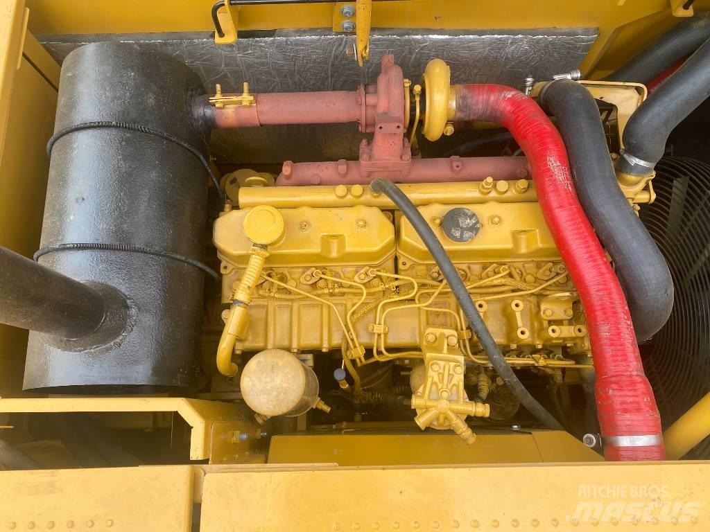 CAT 320 D Kāpurķēžu ekskavatori
