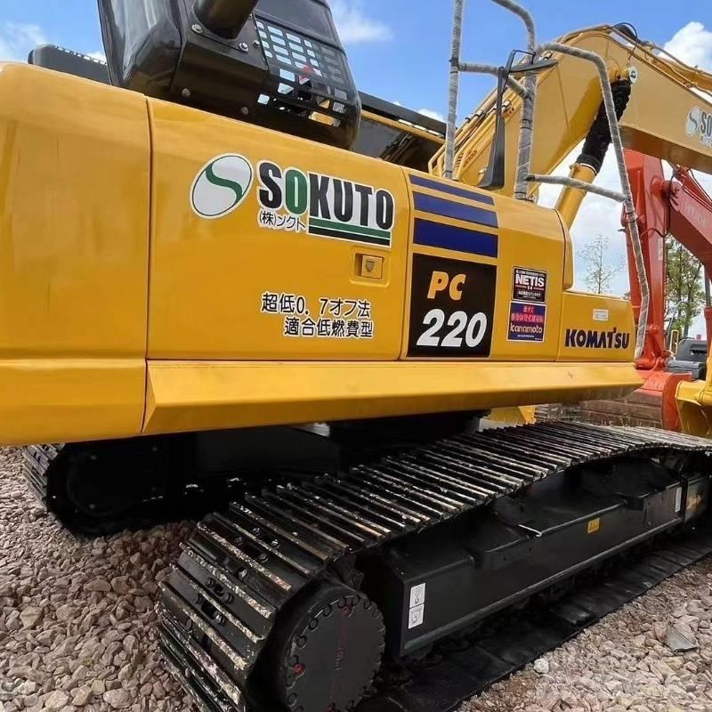 Komatsu PC 220 Kāpurķēžu ekskavatori