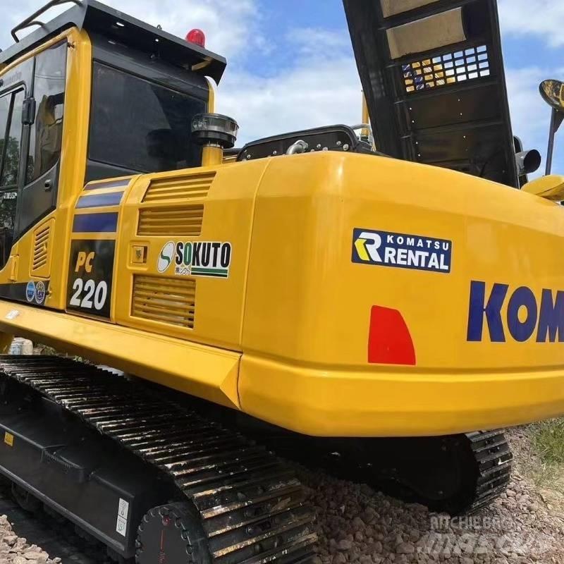 Komatsu PC 220 Kāpurķēžu ekskavatori