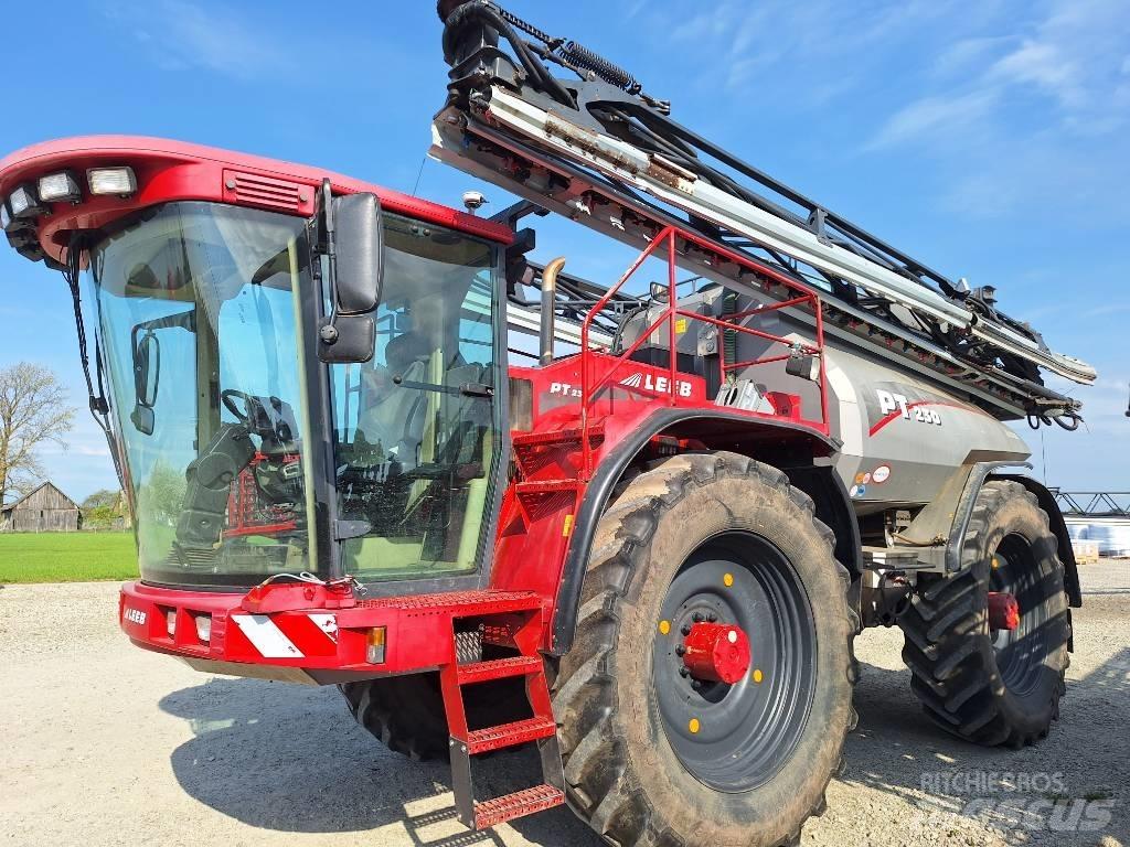 Horsch Leeb PT 230 Pašgājēji smidzinātāji