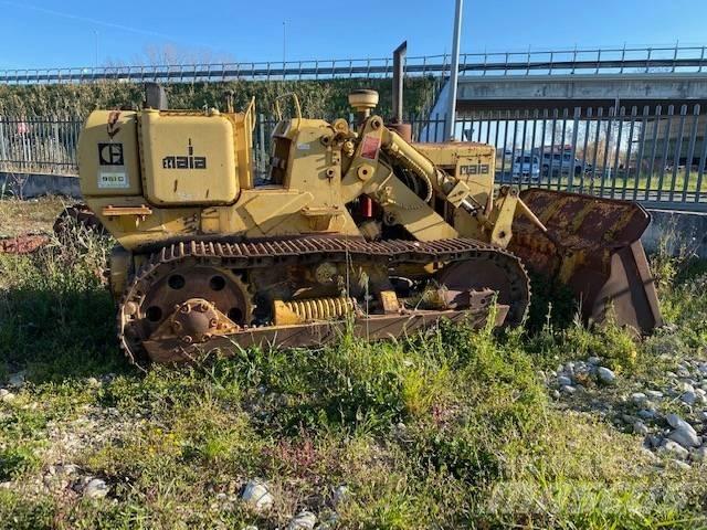 CAT 951 C Kāpurķēžu iekrāvēji
