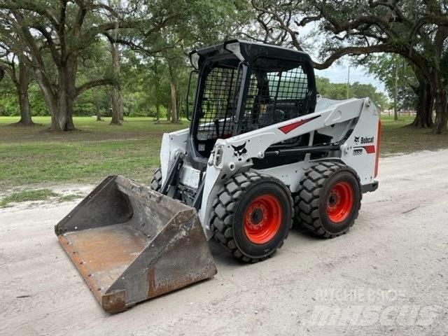 Bobcat S 550 Lietoti riteņu kompaktiekrāvēji