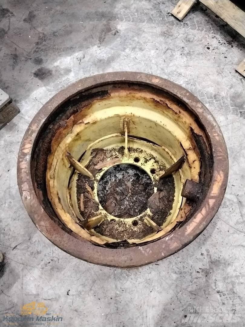 Ösa 250 20x26,5 Riepas, riteņi un diski
