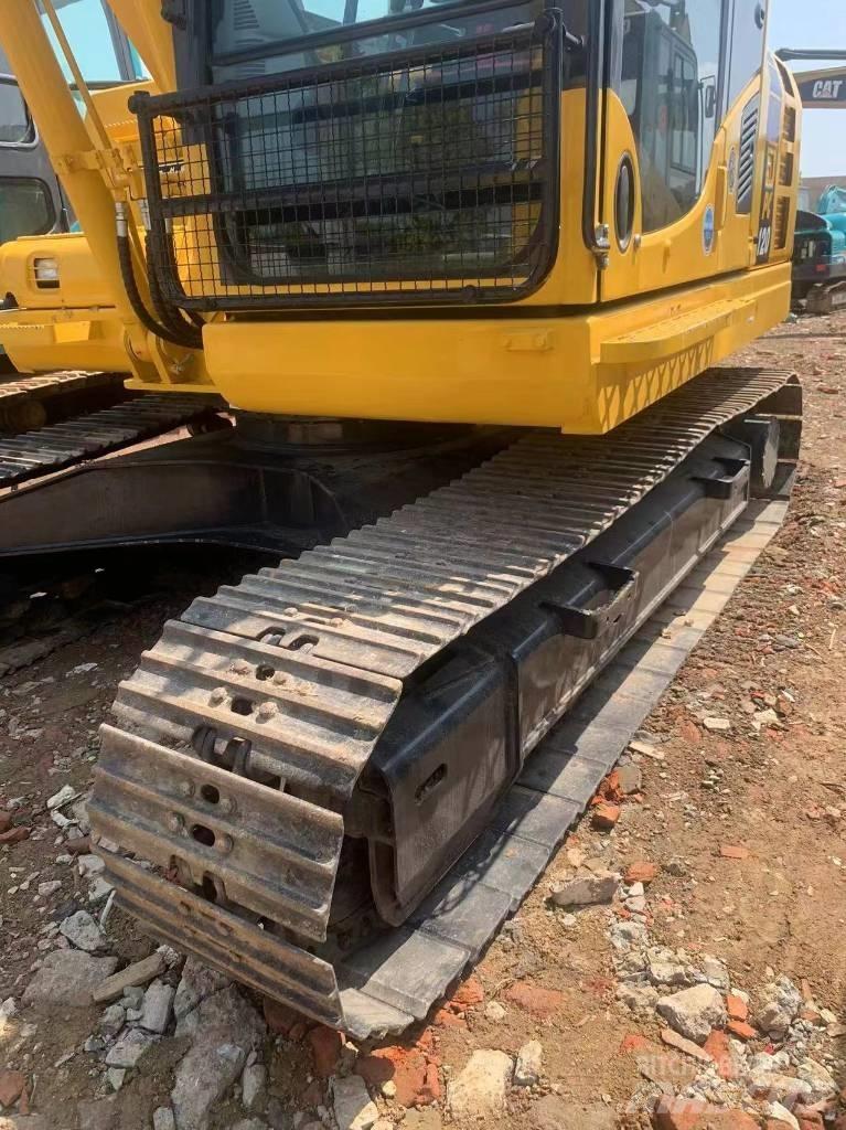 Komatsu PC 120-8 Vidēja lieluma ekskavatori 7 t - 12 t