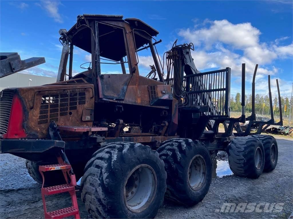 Komatsu 840TX Forvarderi
