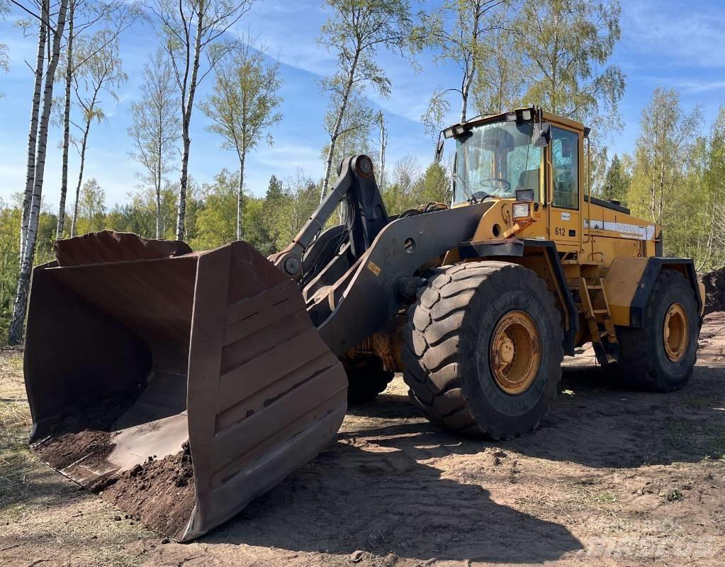 Volvo L 220 Iekrāvēji uz riteņiem