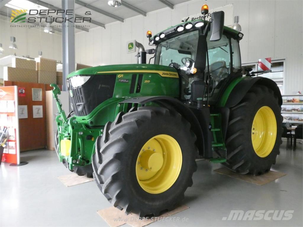 John Deere 6R 250 Traktori