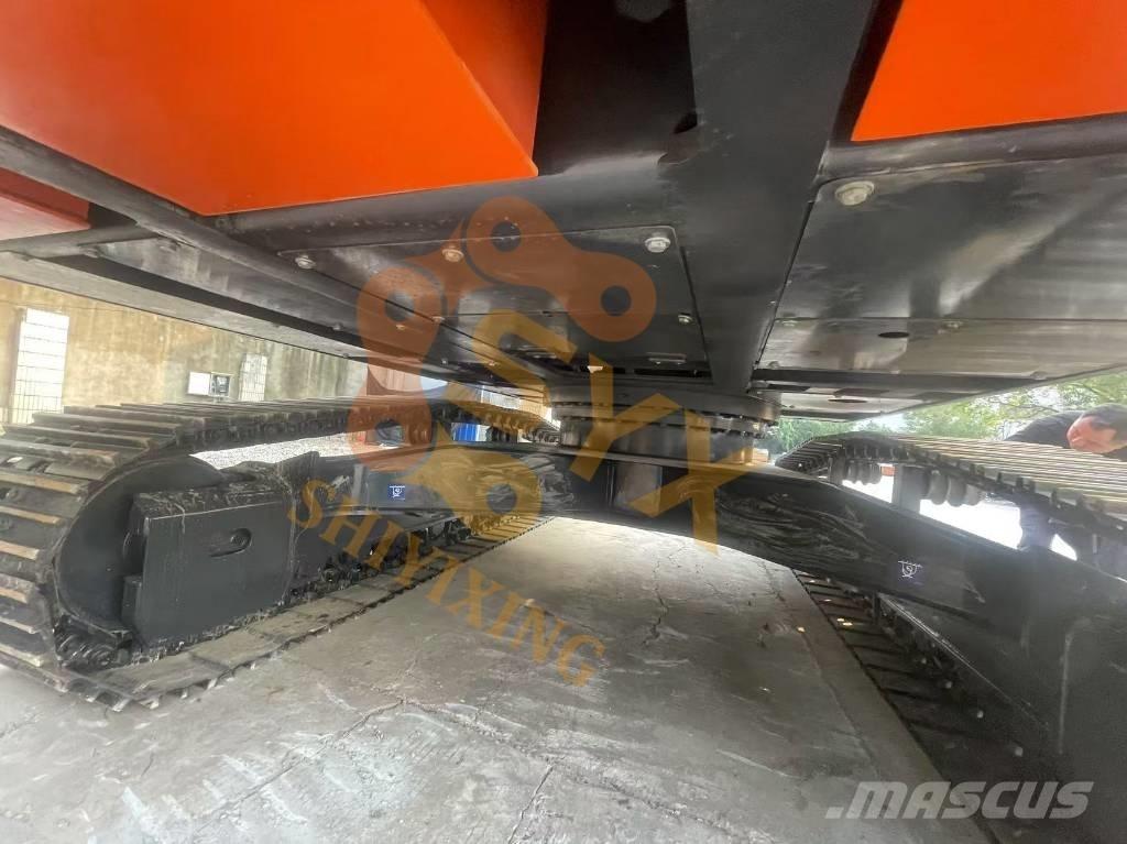 Doosan DX 300 Kāpurķēžu ekskavatori