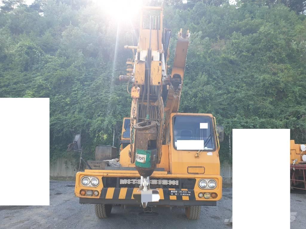 Hyundai HC 50 Visurgājēji celtņi