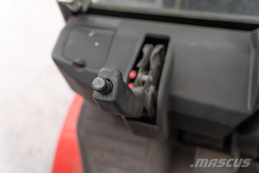 Manitou MI 55 D Tehnika ar dīzeļa dzinēju
