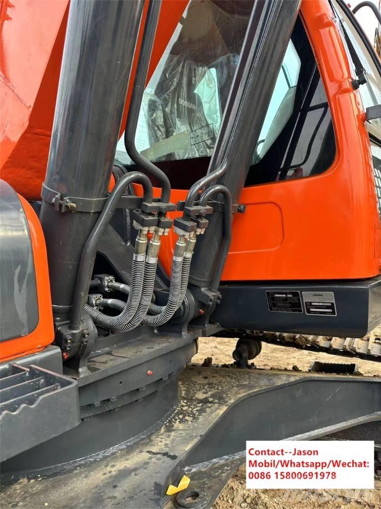 Doosan DX 225 LCA Kāpurķēžu ekskavatori