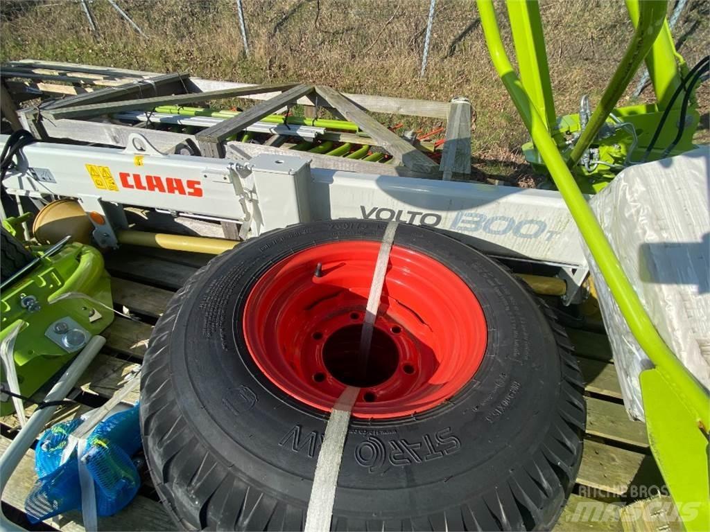 CLAAS VOLTO 1300 T Grābekļi un siena ārdītāji