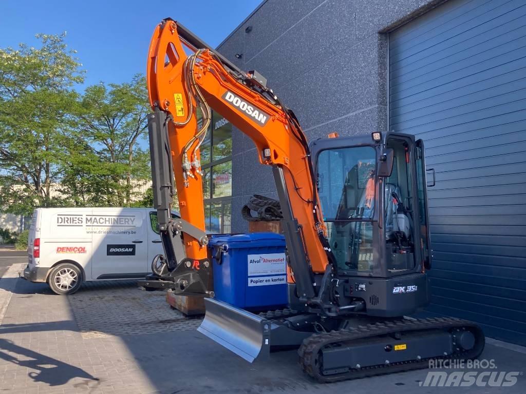 Develon DX 35 Z-7 Mini ekskavatori < 7 t
