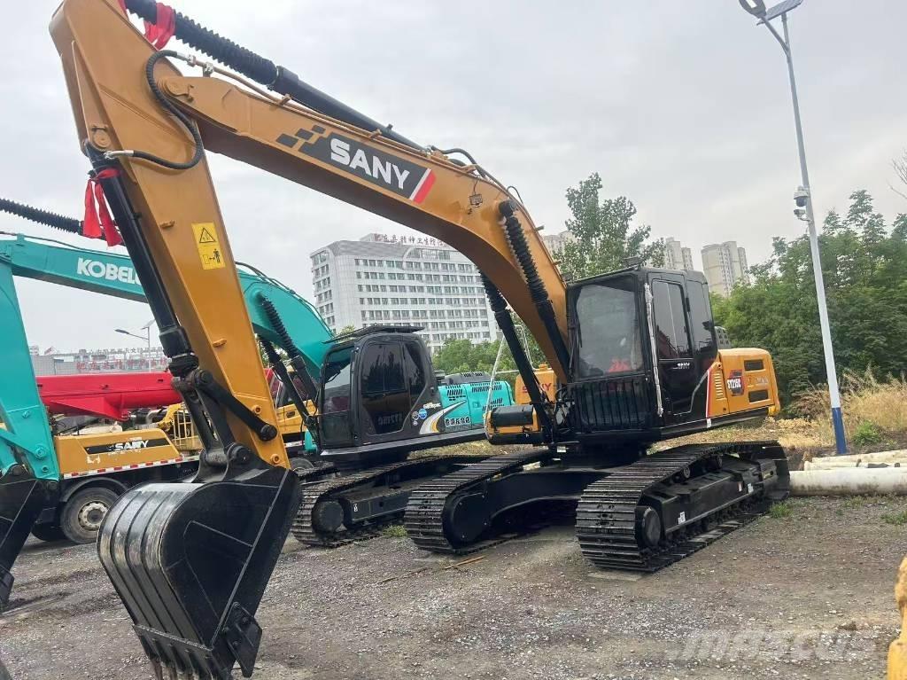 Sany 215c Vidēja lieluma ekskavatori 7 t - 12 t