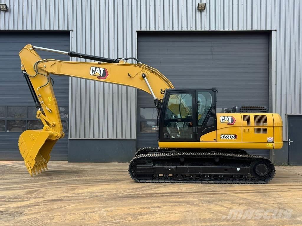 CAT 323D3 Kāpurķēžu ekskavatori