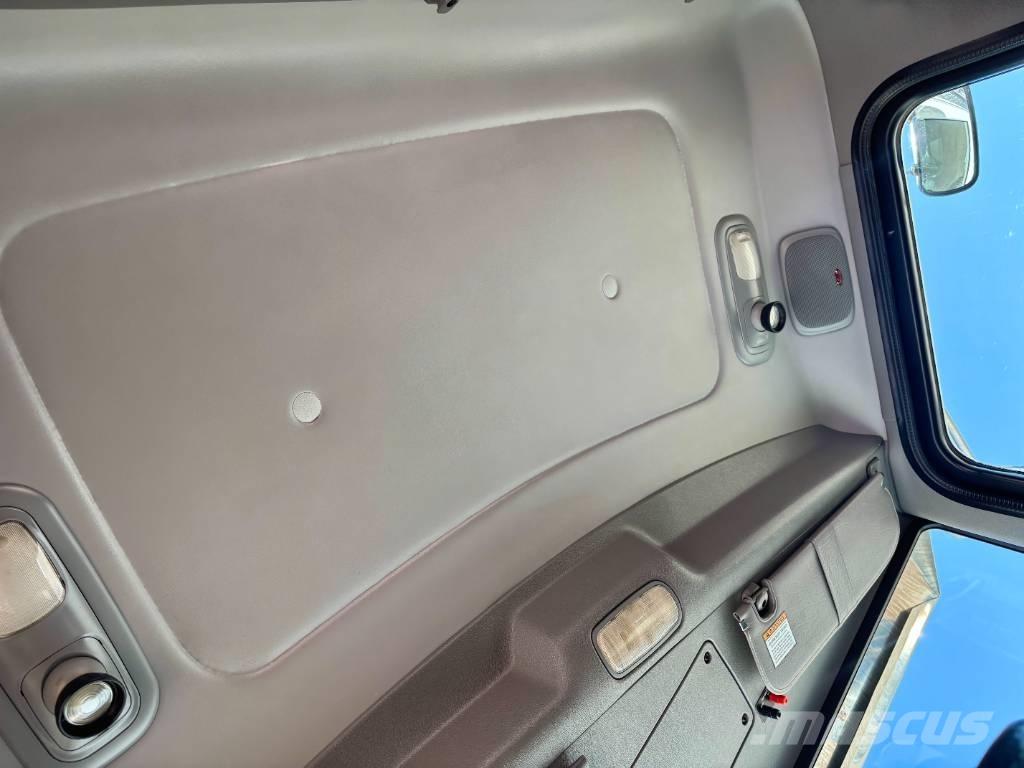 Peterbilt 389 Vilcēji