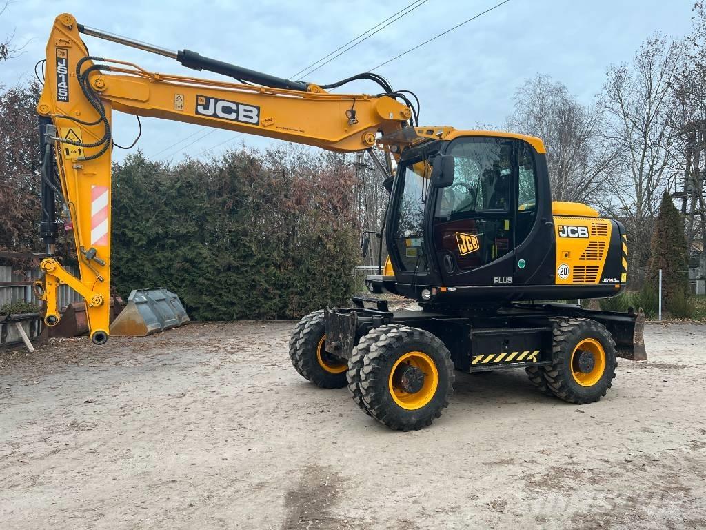 JCB JS 145 W+ TT4i Ekskavatori uz riteņiem