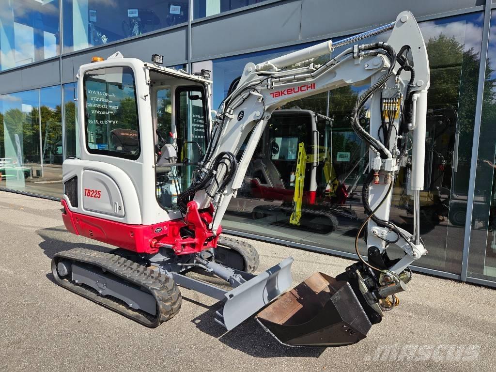 Takeuchi TB 225 Mini ekskavatori < 7 t