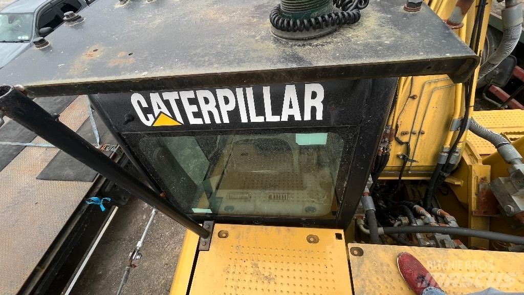 CAT 324 D L Kāpurķēžu ekskavatori