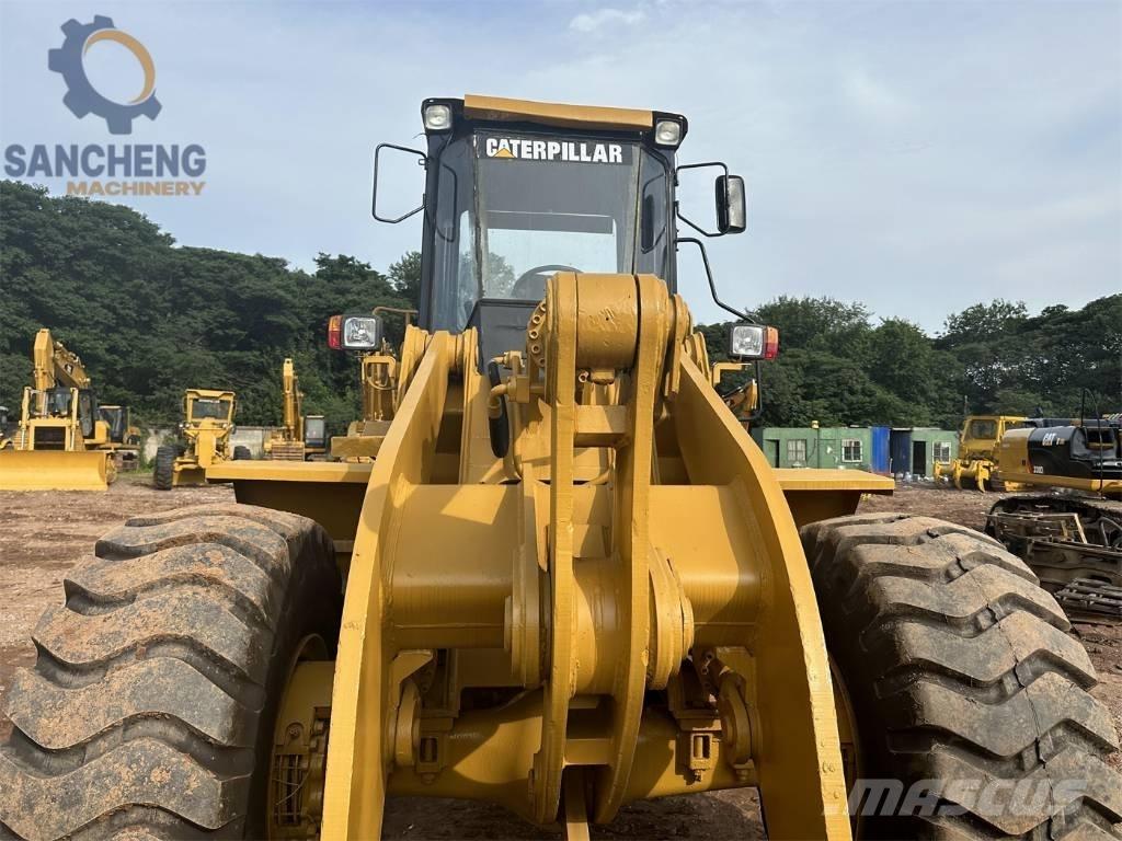 CAT 966F Iekrāvēji uz riteņiem