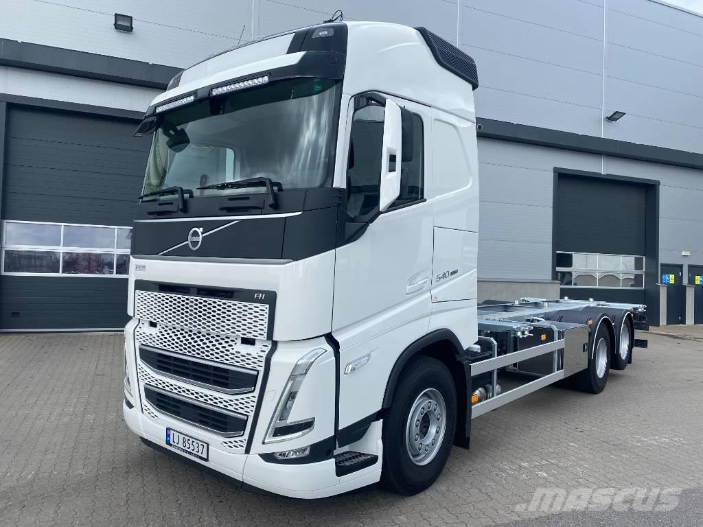 Volvo FH 540 Smagās mašīnas ar konteineriem