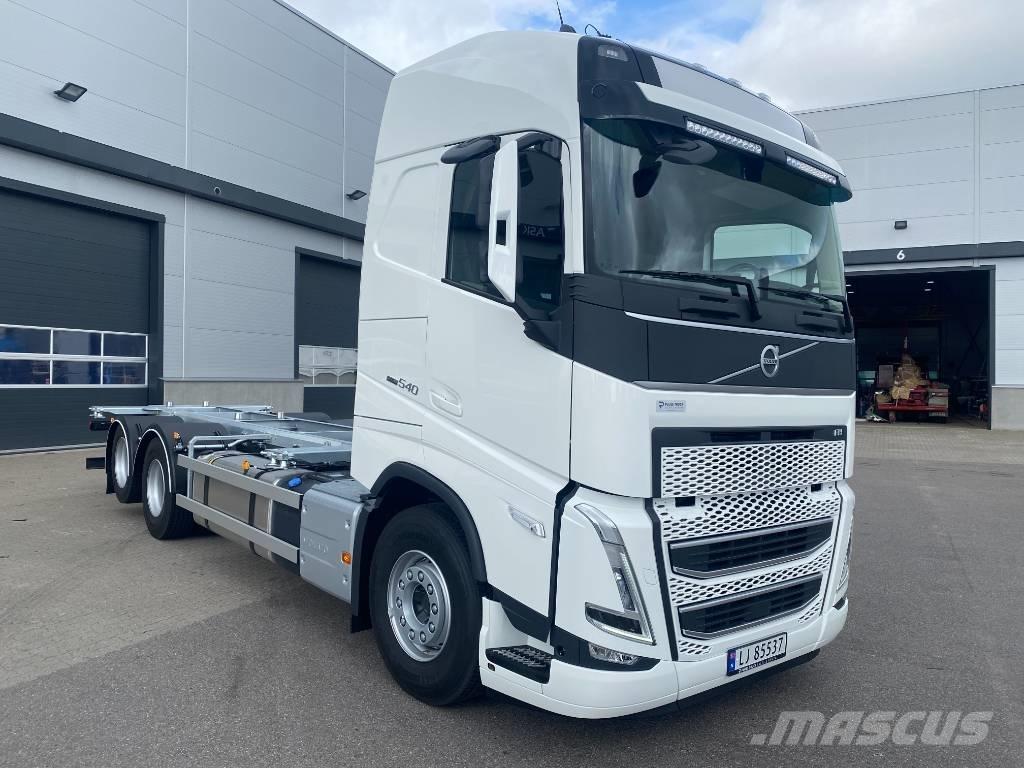 Volvo FH 540 Smagās mašīnas ar konteineriem