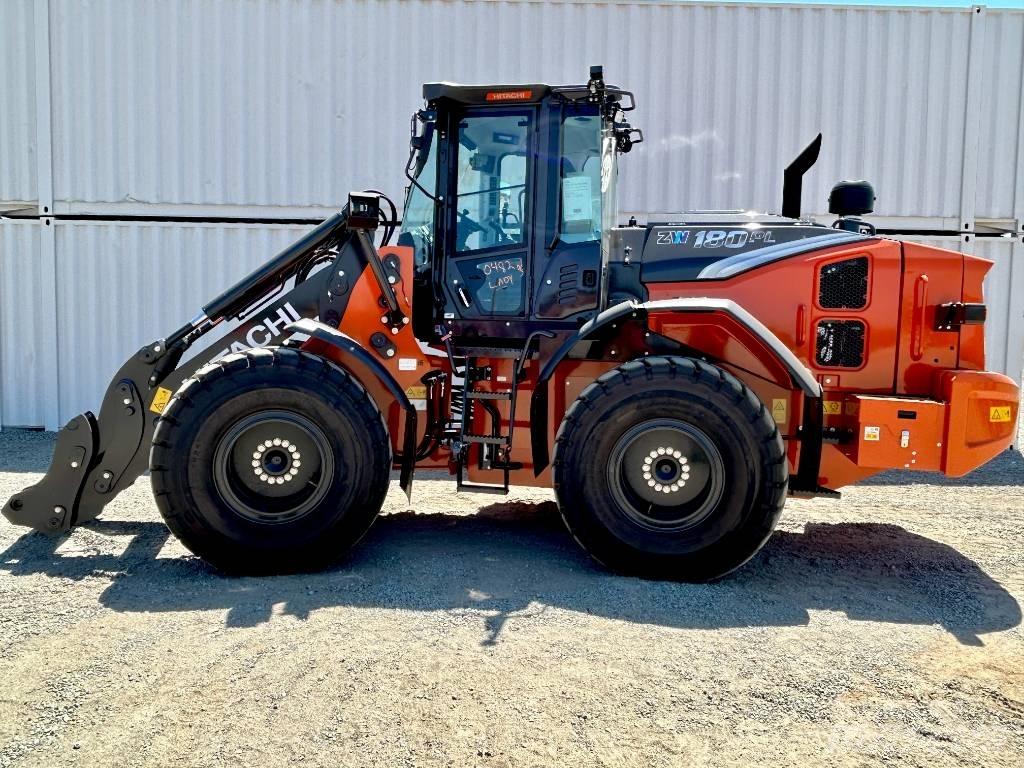 Hitachi ZW180-7PL Iekrāvēji uz riteņiem