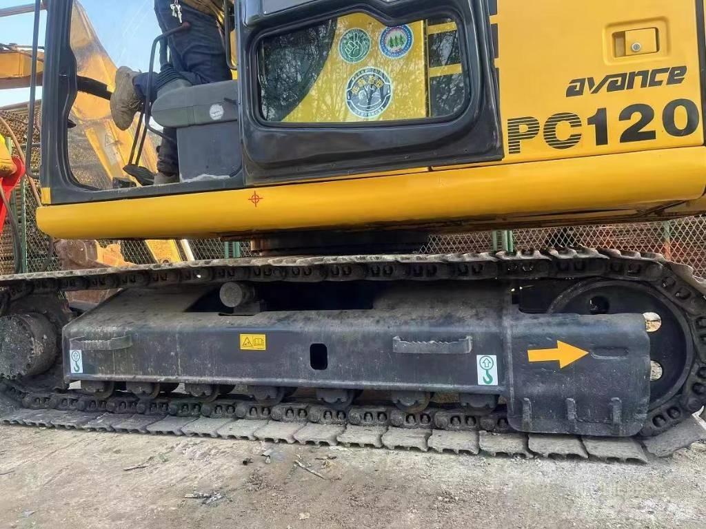 Komatsu PC120-6 Kāpurķēžu ekskavatori