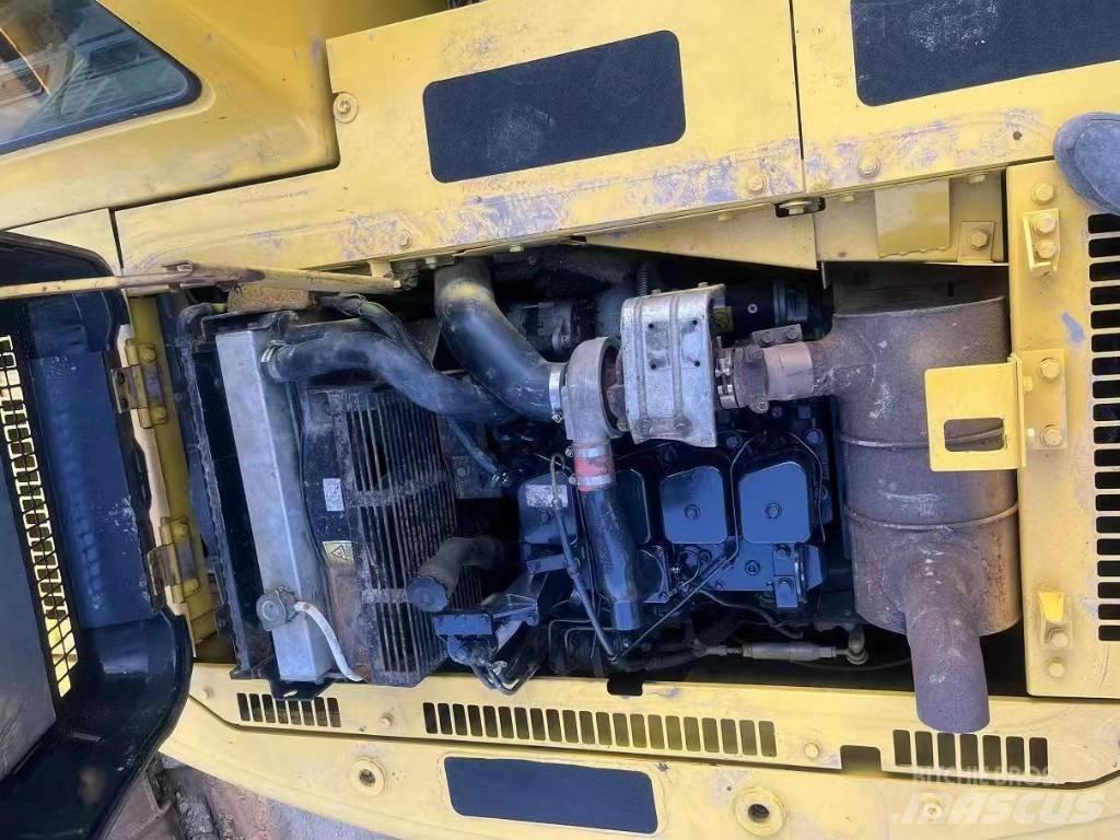 Komatsu PC120-6 Kāpurķēžu ekskavatori