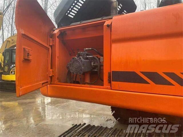 Doosan DX300LC Kāpurķēžu ekskavatori