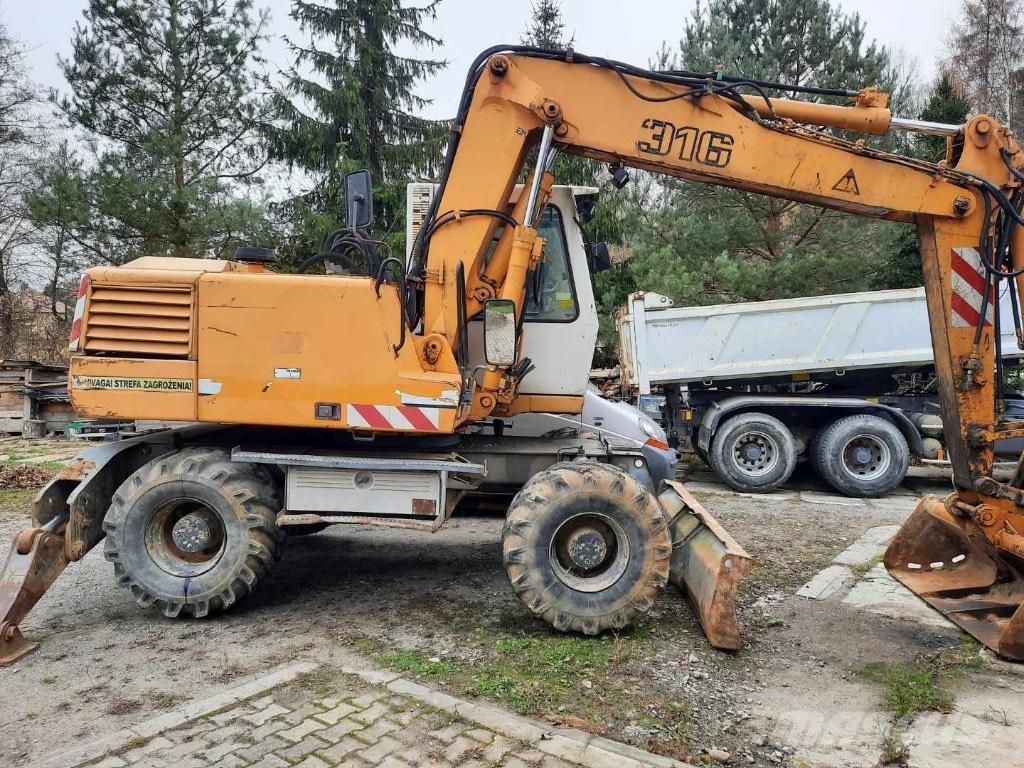 Liebherr A 316 Ekskavatori uz riteņiem