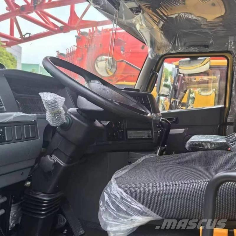 Sany STC500E Visurgājēji celtņi