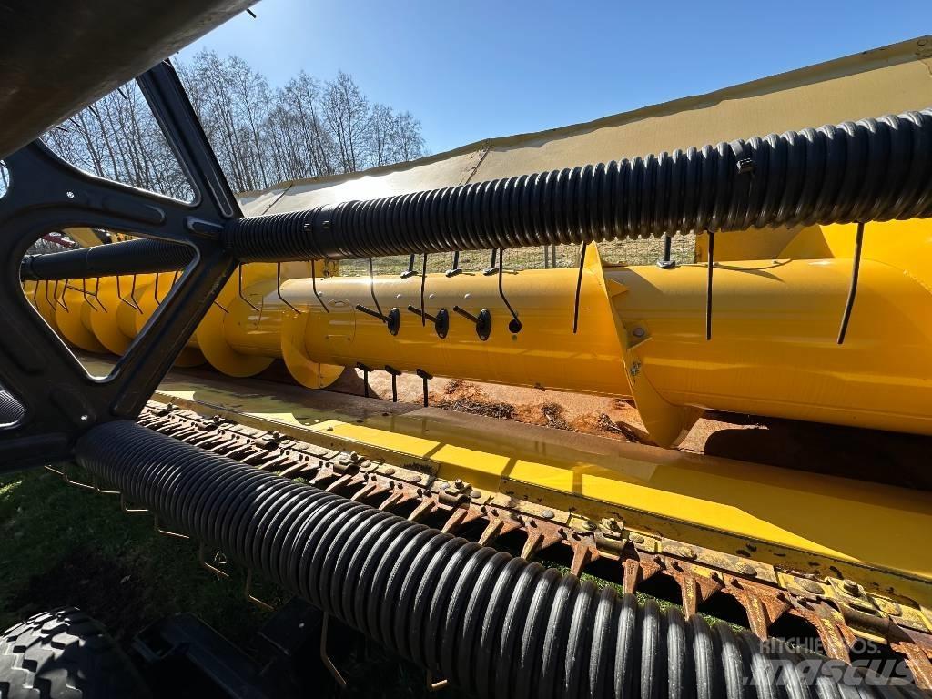 New Holland CX 8080 Ražas novākšanas kombaini