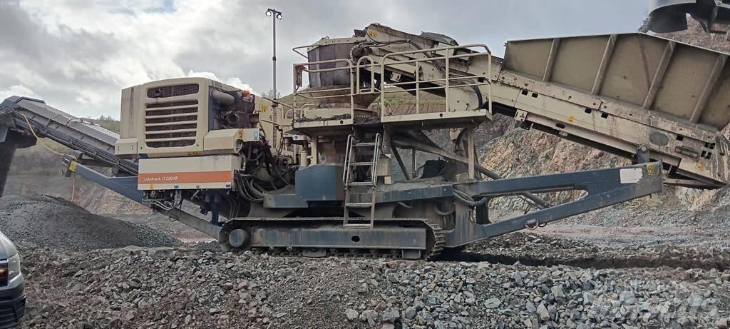 Metso LT200HP Mobilie drupinātāji