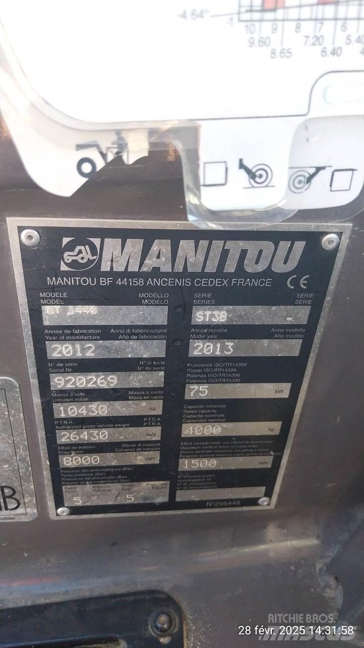 Manitou MT1440 Teleskopiskie manipulatori