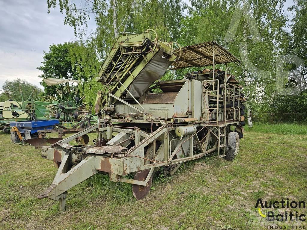 Fortschritt E 686 Kartupeļu novākšanas kombaini