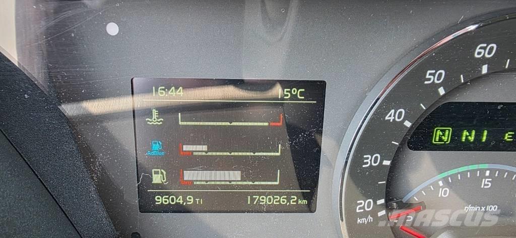 Volvo FH 16 750 Platformas/izkraušana no sāniem