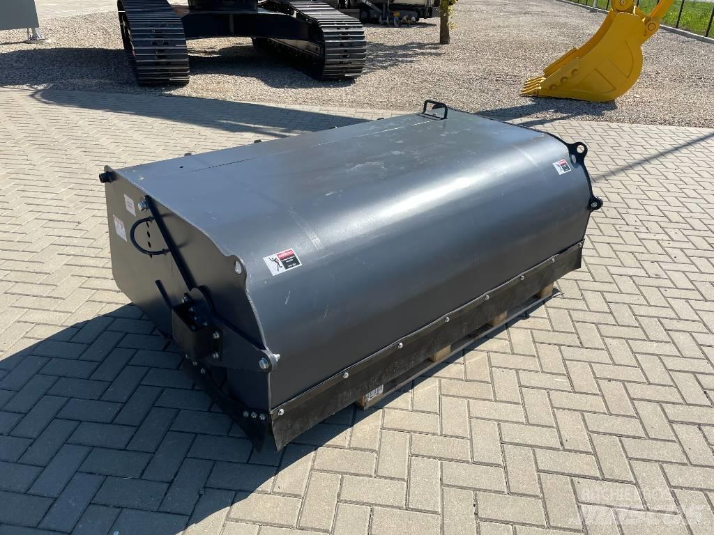 Bobcat Sweeper 72 Birstes