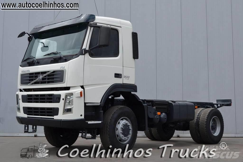 Volvo Fm 300  4x4 Šasija ar kabīni