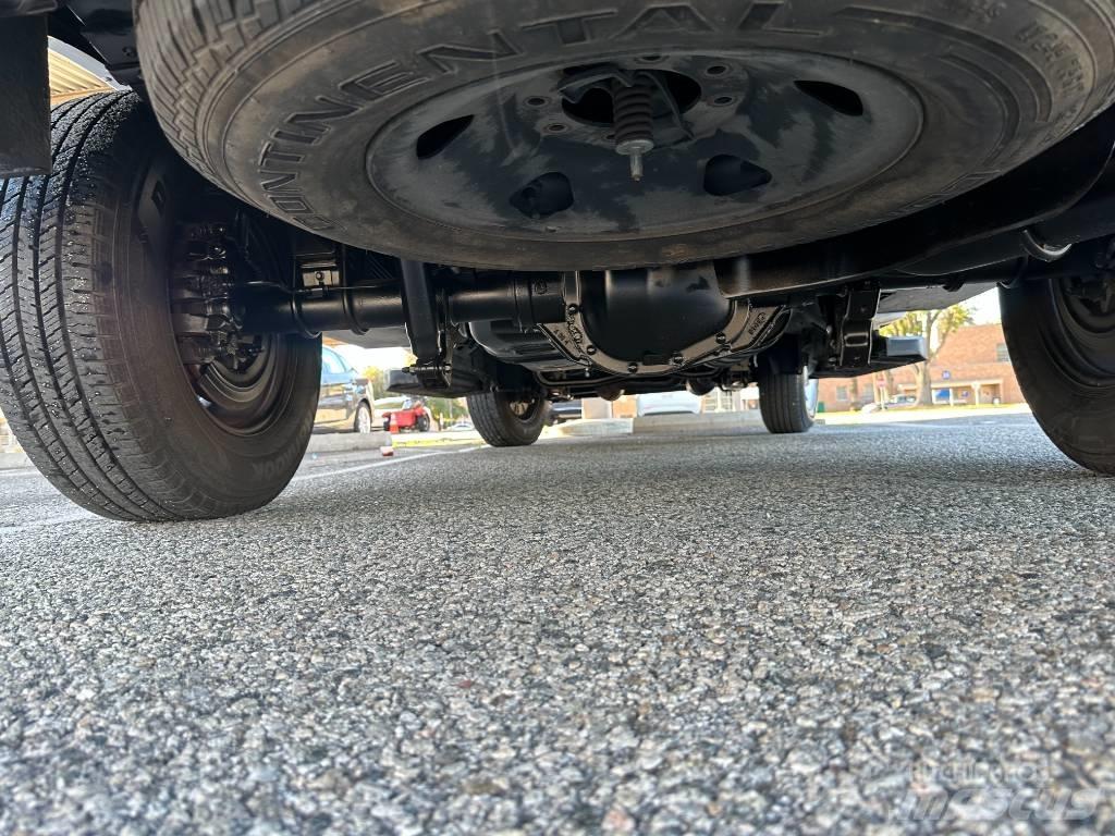 Ford F 250 Vieglais kravas automobilis/izkraušana no sāniem