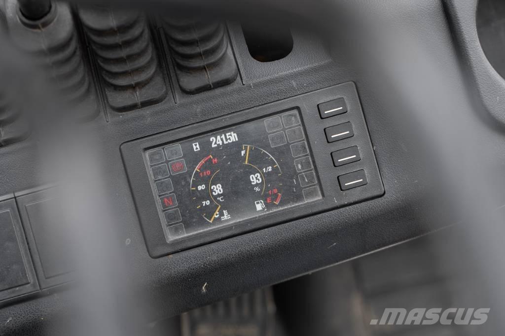 Manitou MI 25 D Tehnika ar dīzeļa dzinēju
